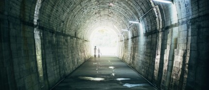 Licht - door de mist - aan het einde van de tunnel
