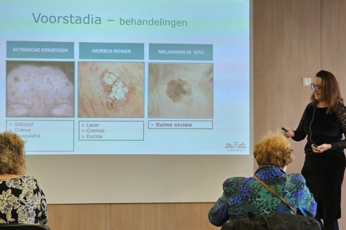 Dr. Annemie Galimont geeft een nascholing over huidkanker