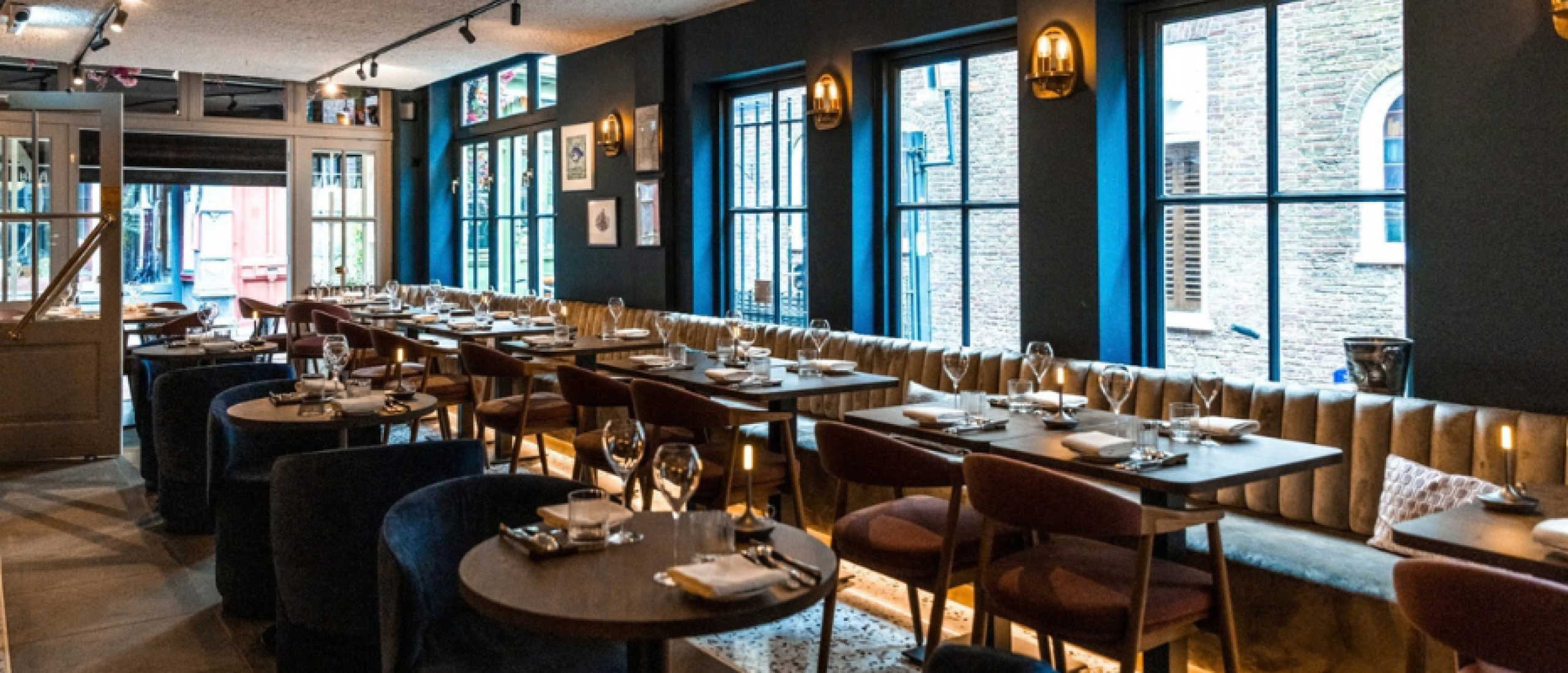 Brasserie BRUIS aan de Lange Veerstraat in Haarlem