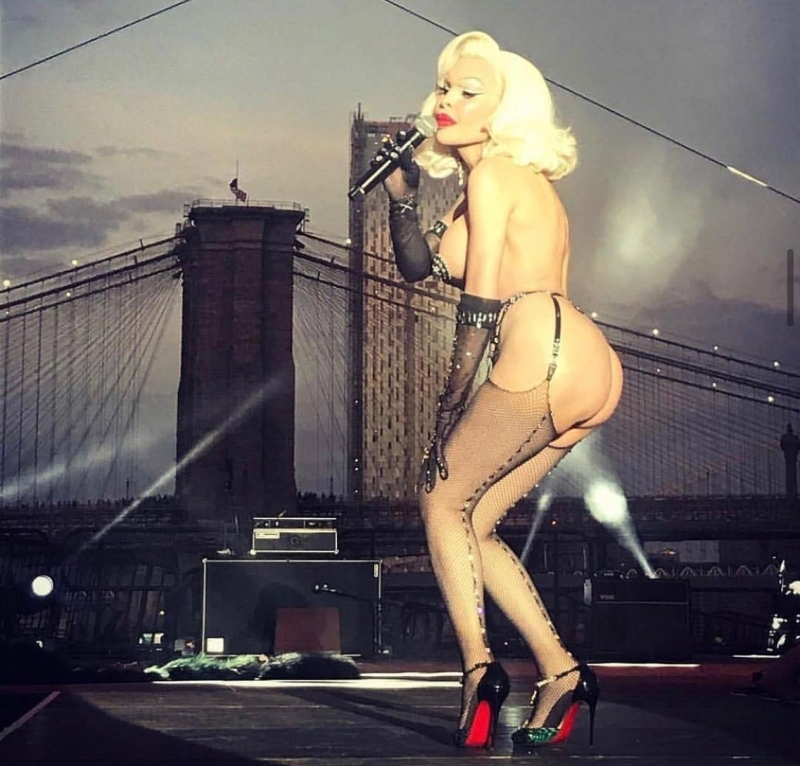 Photo Pictorial Amanda Lepore, transgender model, performer, and former Club Kid Photo Pictorial Amanda Lepore, transgender model, performer, and former Club Kid