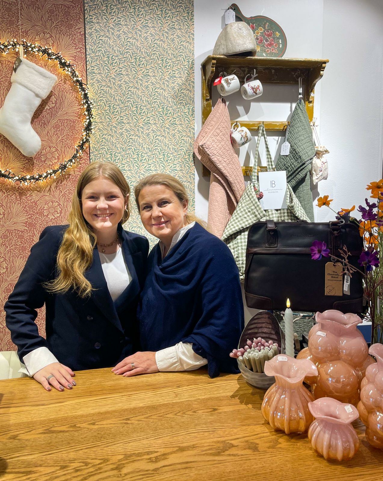 Persoonlijk kleuradvies met verfkleuren, stoffen en behang bij OC Interiors in Lemmer