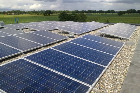 Constructieberekening zonnepanelen Illustratie van een constructieberekening zonnepanelen