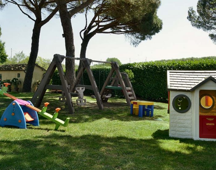 Landhuis met speeltuin in Toscane Landhuis met speeltuin in Toscane
